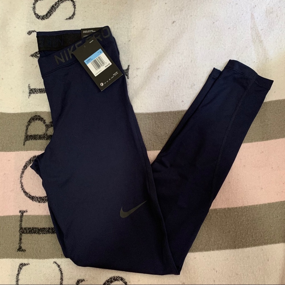 NIKE PRO quick dry leggings